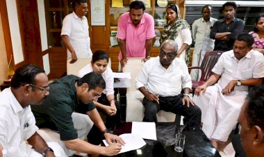 മലയിടംതുരുത്ത് ഭൂമി തർക്കത്തിന് ശുഭപര്യാപ്തി 7 ദളിത് കുടുംബങ്ങൾക്ക് അഞ്ച് സെന്റ് ഭൂമിയും പുതിയ വീടും ഒത്തുതീർപ്പ് കരാറായി
