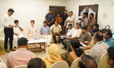 ഊരുകളിലെ പ്രശ്നങ്ങൾ തീർക്കാൻ പ്രിയങ്ക ഗാന്ധി; നിലമ്പൂരിൽ ഉദ്യോഗസ്ഥ ആദിവാസി പ്രതിനിധികളുടെ യോഗം