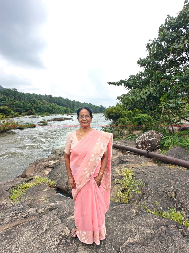 കരയിൽ പേഴ്സും ചെരിപ്പും വെച്ച് 68 കാരി മൂവാറ്റുപുഴ പുഴയിലേക്ക് ചാടി കാണാതായ വത്സല തന്നെയെന്ന് പോലീസ്