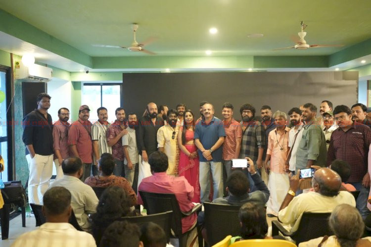 സന്തോഷ് ഇടുക്കിയുടെ മധുരം വെപ്പ് ആരംഭിച്ചു പൂജയും ടൈറ്റിൽ ലോഞ്ചും കൊച്ചിയിൽ നടന്നു