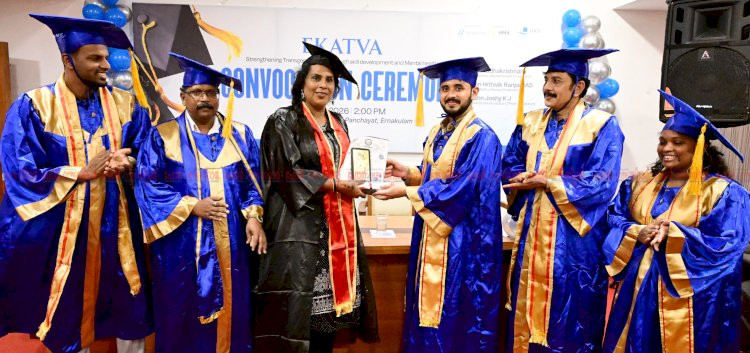 ട്രാൻസ്‌ജെൻഡർ സമൂഹത്തിന് സ്വയംതൊഴിൽ ഉറപ്പാക്കണം, ‘ഏകത്വ’ പദ്ധതി മാതൃകപ്പരം ജില്ലാ പഞ്ചായത്ത് പ്രസിഡന്റ് കെ.ജി രാധാകൃഷ്ണൻ