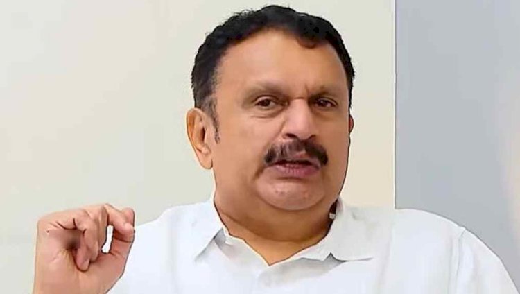​സ്വർണ്ണക്കള്ളക്കടത്ത് കേസ് പ്രതിക്കും വിജിലൻസ് കേസ് ഉള്ളവർക്കും നിയമനം ദേവസ്വം ബോർഡിലെ സ്ഥലംമാറ്റ പട്ടിക വിവാദത്തിൽ ദേവസ്വം മന്ത്രി കെ. മുരളീധരൻ
