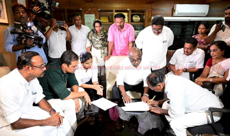 മലയിടംതുരുത്ത് ഭൂമി തർക്കത്തിന് ശുഭപര്യാപ്തി 7 ദളിത് കുടുംബങ്ങൾക്ക് അഞ്ച് സെന്റ് ഭൂമിയും പുതിയ വീടും ഒത്തുതീർപ്പ് കരാറായി