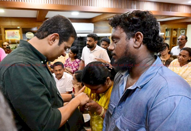 മലയിടംതുരുത്ത് ഭൂമി തർക്കത്തിന് ശുഭപര്യാപ്തി 7 ദളിത് കുടുംബങ്ങൾക്ക് അഞ്ച് സെന്റ് ഭൂമിയും പുതിയ വീടും ഒത്തുതീർപ്പ് കരാറായി