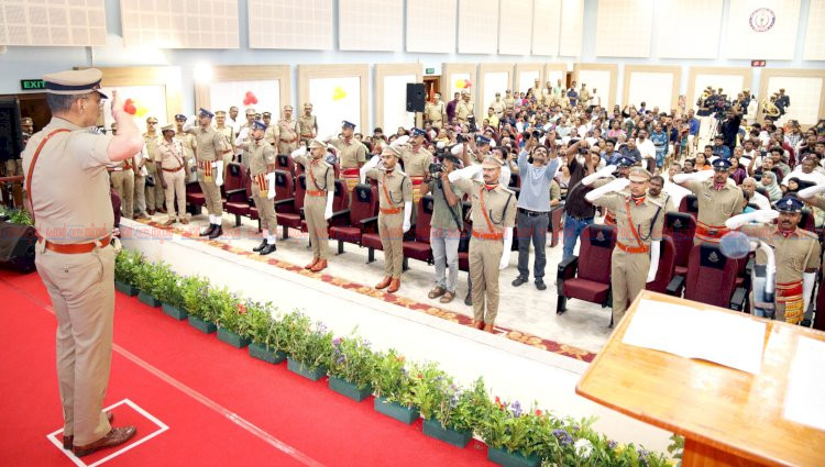 ​കേരള പോലീസ് പാസിംഗ് ഔട്ട് പരേഡ് എ.ഡി.ജി.പി അഭിവാദ്യം സ്വീകരിച്ചു മുഹമ്മദ് ഷെയ്ഫ് മികച്ച ഓൾ റൗണ്ടർ