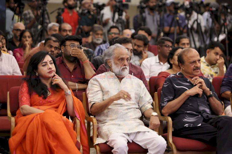 ​മോഹൻലാൽ സിബി മലയിൽ കൂട്ടുകെട്ടിന്റെ കിരീടം 4K ഡോൾബി അറ്റ്മോസ് മികവിൽ വീണ്ടുമെത്തുന്നു ട്രെയ്‌ലർ ലോഞ്ച് കൊച്ചിയിൽ നടന്നു