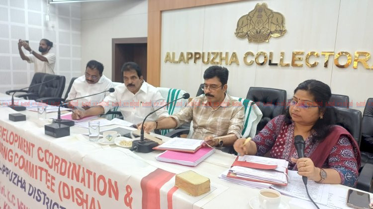 ​ദേശീയപാതയോരങ്ങളിലെ വെള്ളക്കെട്ടിന് അടിയന്തര പരിഹാരം വേണം; വിട്ടുവീഴ്ചയില്ലെന്ന് കെ.സി. വേണുഗോപാൽ എം.പി
