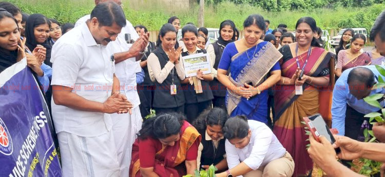 ​പരിസ്ഥിതി സംരക്ഷണം വിദ്യാർത്ഥികളിൽ ഒരു ലഹരിയാകണം ബ്രഹ്മപുരത്ത് പദ്ധതി ഉദ്ഘാടനം ചെയ്ത് കൊച്ചി മേയർ