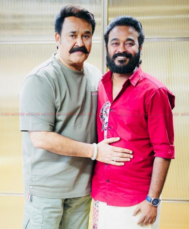 ലാലേട്ടൻ എന്നാൽ മലയാളികൾക്ക് ഒറ്റ അർത്ഥമേയുള്ളൂ, അത് എന്റെ ലാലേട്ടൻ മോഹൻലാലിനോടുള്ള സ്നേഹം പങ്കുവെച്ച് അപ്പാനി ശരത്