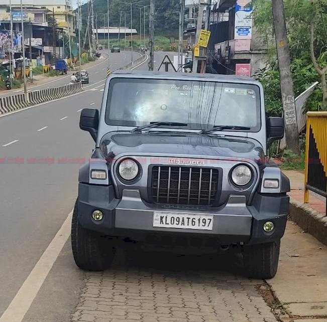 പെരുമ്പാവൂർ ഹൈബ്രിഡ് കഞ്ചാവ് കേസ് അന്താരാഷ്ട്ര ലഹരിസംഘത്തിലെ ഒരാൾ കൂടി പിടിയിൽ 4 ആഡംബര വാഹനങ്ങൾ കസ്റ്റഡിയിൽ