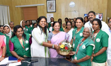 മന്ത്രി കെ.എ. തുളസിക്ക് തൊളിക്കോട് ഗ്രാമപഞ്ചായത്ത് ഹരിതകർമ്മസേനയുടെ ആദരം