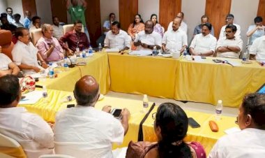 കേരളത്തിന്റെ പവർഹൗസുകളിലെ പ്രതിസന്ധി പരിഹരിക്കാൻ ജനപ്രതിനിധികളും ഉദ്യോഗസ്ഥരും ഒന്നിക്കണം; കൊച്ചിയിൽ അടിയന്തര യോഗവുമായി മന്ത്രി സണ്ണി ജോസഫ്