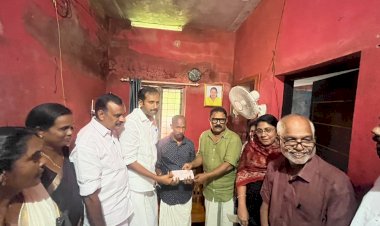 സ്മിതയുടെ കുടുംബത്തിന് കൈത്താങ്ങായി എറണാകുളം കുടുംബശ്രീ 35 ലക്ഷം രൂപ ധനസഹായം മന്ത്രിമാർ കൈമാറി