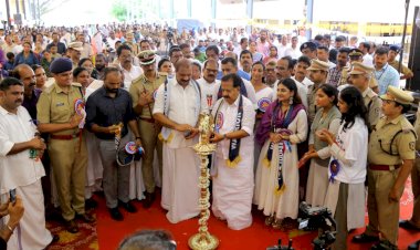 കുട്ടികളെ കുത്തിനിറച്ചുള്ള ഓട്ടോ യാത്ര അനുവദിക്കില്ല രമേശ് ചെന്നിത്തല