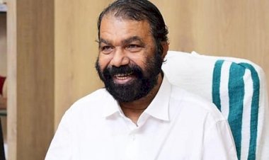 ഫിഫ ലോകകപ്പ് ഫൈനൽ തിങ്കളാഴ്ച സ്കൂളുകൾക്ക് അവധി നൽകണമെന്ന് വി. ശിവൻകുട്ടി