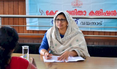 സാമൂഹ്യ മാധ്യമങ്ങളും ഓൺലൈൻ ആപ്പുകളും കർശന പരിശോധനയ്ക്ക് വിധേയമാക്കണം വനിതാ കമ്മീഷൻ