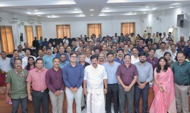 ​പൊതുജനങ്ങള്‍ക്ക് വേഗത്തില്‍ റവന്യൂ സേവനങ്ങൾ മിച്ചഭൂമി പട്ടയ വിതരണവും കയ്യേറ്റ ഒഴിപ്പിക്കലും ശക്തം മന്ത്രി എ.പി. അനില്‍ കുമാർ