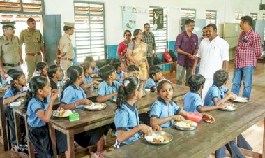 ആദിവാസി ഉന്നതികളിൽ ഭക്ഷ്യകമീഷൻ അംഗത്തിന്റെ സന്ദർശനം