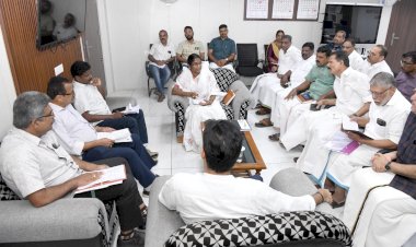 തൃക്കുന്നപ്പുഴ പാലം പണി വേഗത്തിൽ പൂർത്തീകരിക്കണം ഷാനിമോൾ ഉസ്മാൻ