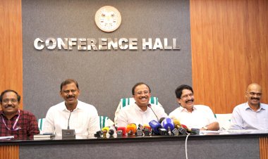 ഹരിത ഓണം വാരാഘോഷം പ്ലാസ്റ്റിക് രഹിതമാക്കും വി. മുരളീധരൻ