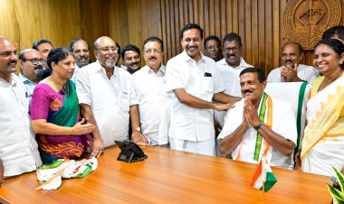 വി.ആർ. സുധീർ കൊച്ചി കോർപ്പറേഷൻ പുതിയ ഡെപ്യൂട്ടി മേയറായി സത്യപ്രതിജ്ഞ ചെയ്തു