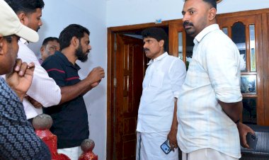 കൂട്ടിയിട്ട മണ്ണ് നീക്കം ചെയ്യണമെന്ന് മന്ത്രി അഡ്വ. ടി സിദ്ദീഖ്