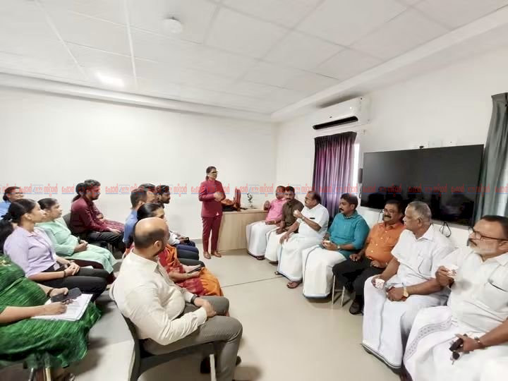 വന്ധ്യതാ നിവാരണ രംഗത്തെ മികവ് ഡോ. സബൈൻ ശിവദാസന് മൂവാറ്റുപുഴ സി.പി.എം ഏരിയ കമ്മിറ്റിയുടെ ആദരം