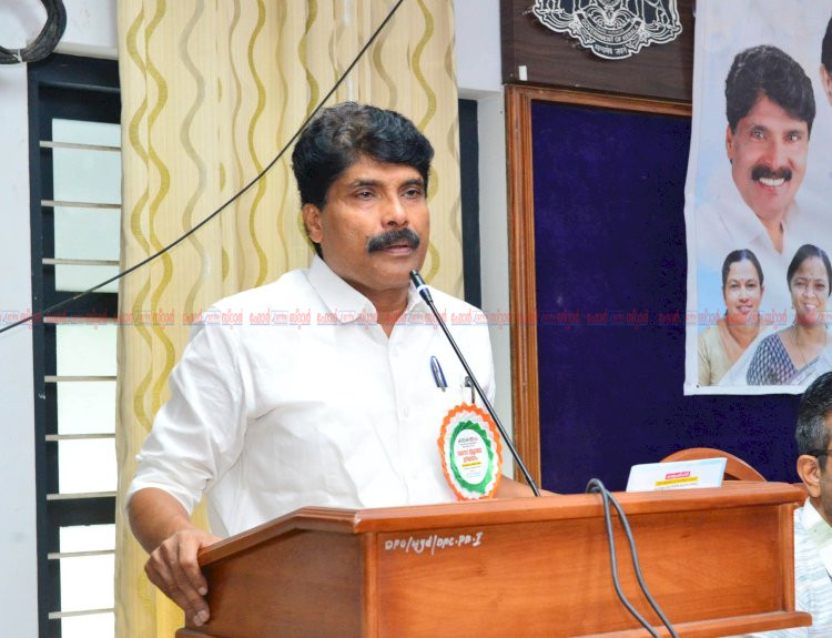 വയനാടിന് താങ്ങായി കായകൽപ്പം ഒരു ഡസനിലേറെ പദ്ധതികളുമായി സമഗ്ര ഹെൽത്ത് പാക്കേജ് പ്രഖ്യാപിച്ച് മന്ത്രി കെ. മുരളീധരൻ