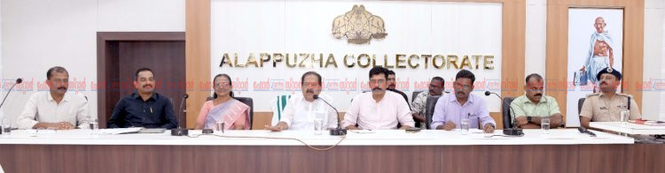 നെഹ്റുട്രോഫി വള്ളംകളി ആലപ്പുഴയുടെ വികാരവും തനത് സംസ്കാരത്തിന്റെ ഭാഗവും മന്ത്രി രമേശ് ചെന്നിത്തല