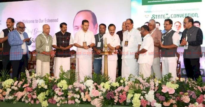 ​അങ്കമാലിയിൽ ജ്വല്ലറി പാർക്ക് വരുന്നു ബജറ്റിൽ 10 കോടി രൂപ അനുവദിച്ചെന്ന് മുഖ്യമന്ത്രി വി. ഡി. സതീശൻ