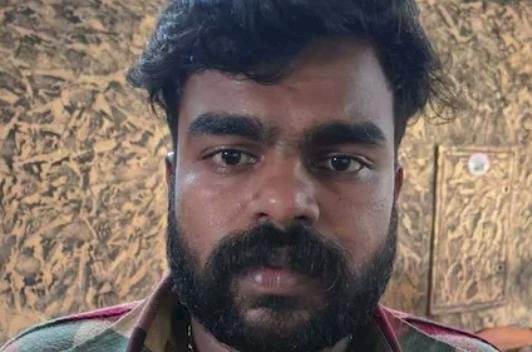 ​കൊച്ചിയിൽ യുവതിയെ ഓട്ടോയിൽ തട്ടിക്കൊണ്ടുപോയി പീഡിപ്പിക്കാൻ ശ്രമിച്ച പ്രതി അറസ്റ്റിൽ പിടിയിലായത് പനങ്ങാട് സ്വദേശി
