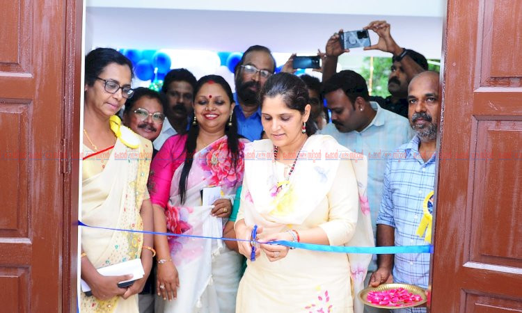 അതിയന്നൂർ സ്മാർട്ട് വില്ലേജ് ഓഫീസ് മന്ദിരംജില്ലാ കളക്ടർ അനു കുമാരി നാടിന് സമർപ്പിച്ചു