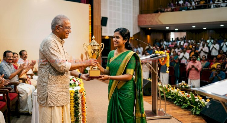 സംസ്ഥാന കർഷക അവാർഡ് 2025 ഉമ്മൻ ചാണ്ടി സ്മാരക പുരസ്കാരം ഉൾപ്പെടെ 38 വിഭാഗങ്ങൾ ജൂലൈ 13 വരെ അപേക്ഷിക്കാം