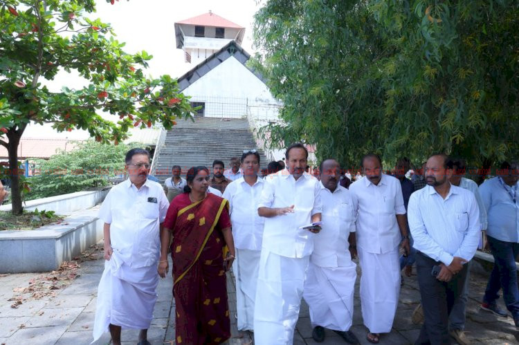 എറണാകുളം ബോട്ട് ജെട്ടി അത്യാധുനിക രീതിയിൽ നവീകരിക്കും മന്ത്രി പി.സി. വിഷ്ണുനാഥ്