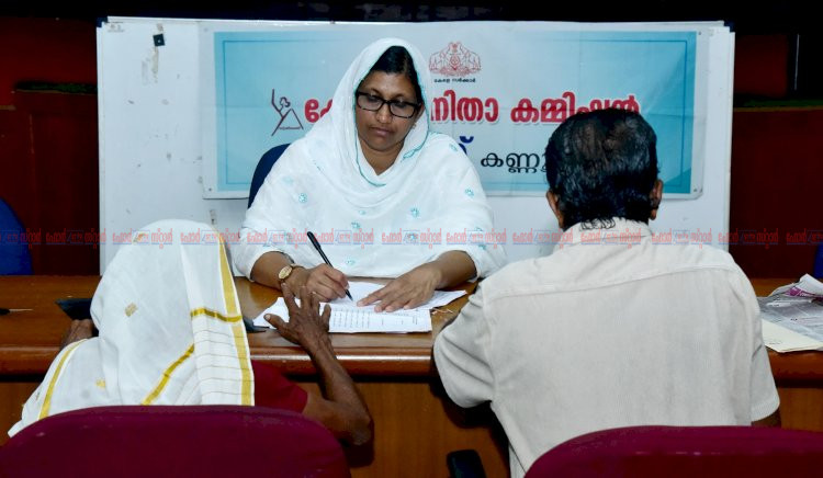 സ്ത്രീകള്‍ക്കെതിരെയുള്ള വ്യാജവാര്‍ത്തകളില്‍ കര്‍ശന ജാഗ്രത വേണമെന്ന് അഡ്വ. പി. കുഞ്ഞായിഷ