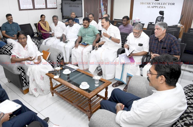 തൃക്കുന്നപ്പുഴ പാലം പണി വേഗത്തിൽ പൂർത്തീകരിക്കണം ഷാനിമോൾ ഉസ്മാൻ