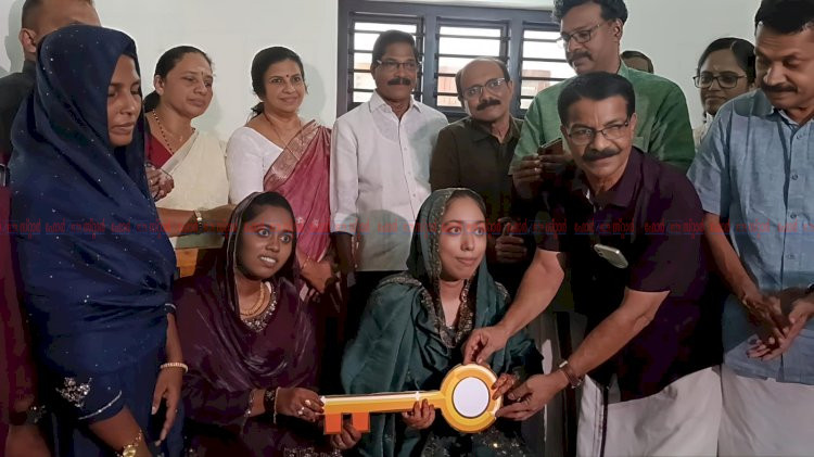 വാടക വീടുകൾക്ക് വിട ഫിദ ഫാത്തിമയും ആയിശ ഹുദയും ഇനി എസ്.എസ്.കെയുടെ സ്നേഹവീട്ടിൽ