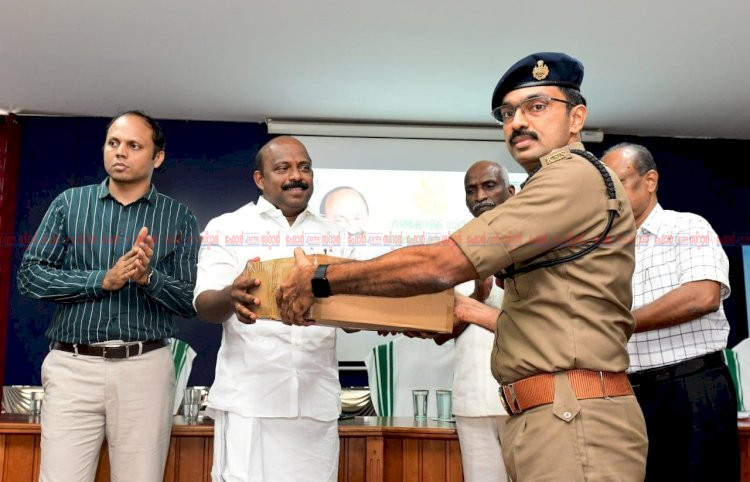 ഓണം സ്‌പെഷ്യൽ എൻഫോഴ്സ്മെന്റ് എക്‌സൈസ് സേനയെ സാങ്കേതികമായി കരുത്തുറ്റതാക്കും മന്ത്രി എം ലിജു