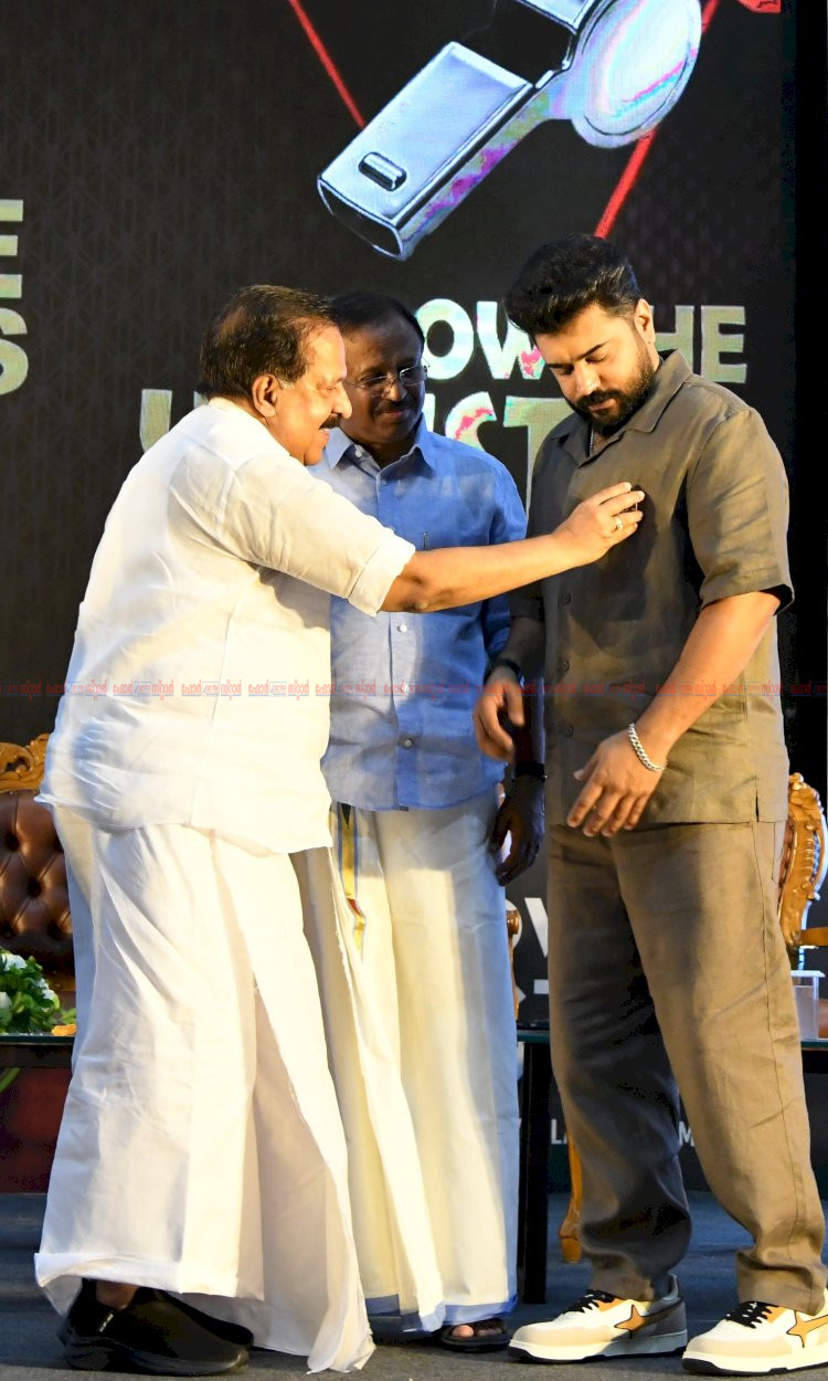 പ്രതികരണ ശേഷിയുള്ള ജനതയ്‌ക്കേ ശക്തമായ ഭരണകൂടം സൃഷ്ടിക്കാനാകൂ നിവിൻ പോളി