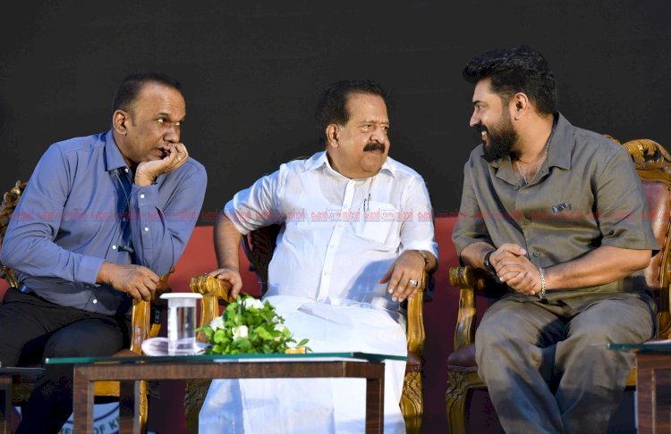 പ്രതികരണ ശേഷിയുള്ള ജനതയ്‌ക്കേ ശക്തമായ ഭരണകൂടം സൃഷ്ടിക്കാനാകൂ നിവിൻ പോളി