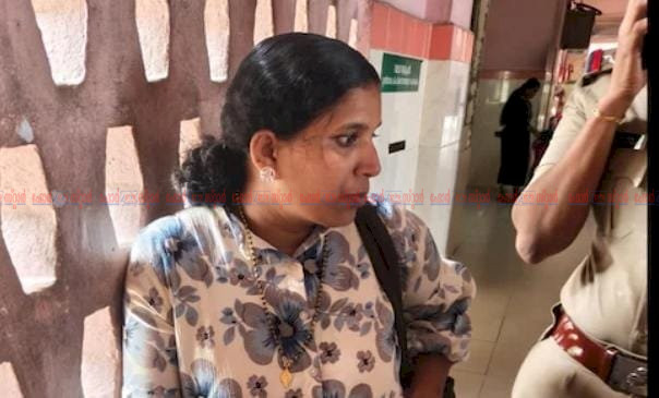 പ്രസവ വാർഡിൽ രോഗിക്ക് കൂട്ടിരിക്കാനെത്തിയ യുവതിയുടെ കയ്യിൽ നിന്ന് 56.59 ഗ്രാം ഹഷീഷ് ഓയിൽ പിടികൂടി