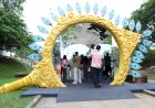 കനകക്കുന്ന് കൊട്ടാരമുറ്റത്ത് കൗതുകമായി വാൽക്കണ്ണാടി