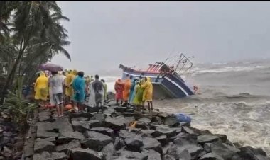 ​കോഴിക്കോട് ബേപ്പൂരിൽ കടലിൽ കുടുങ്ങിയ 17 മത്സ്യത്തൊഴിലാളികളെ രക്ഷപ്പെടുത്തി