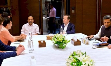 കേരളവും അമേരിക്കയും തമ്മിലുള്ള സഹകരണം ശക്തമാക്കും മുഖ്യമന്ത്രി വി.ഡി. സതീശനും യു.എസ് സ്ഥാനപതി സെർജിയോ ഗോറും കൊച്ചിയിൽ കൂടിക്കാഴ്ച നടത്തി
