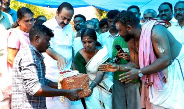 പറവൂരിൽ 5 കുടുംബങ്ങൾക്ക് വീടൊരുങ്ങുന്നു ശിലാസ്ഥാപനം നടത്തി മുഖ്യമന്ത്രി വി. ഡി. സതീശൻ
