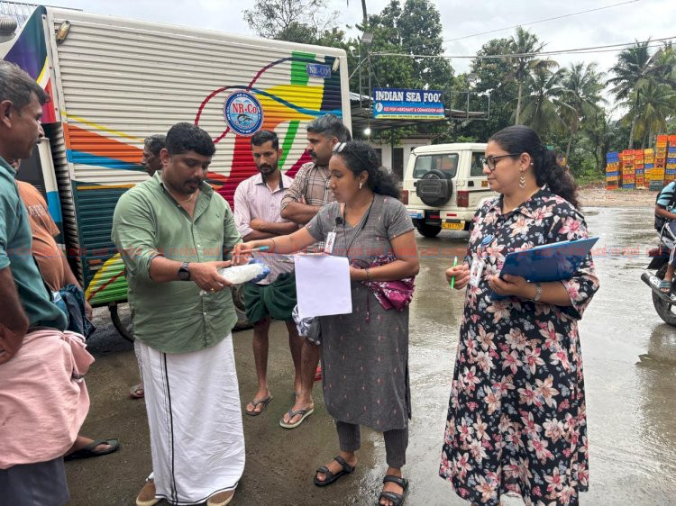 ഇടുക്കി പൈനാവില്‍ ശുചിത്വമില്ലായ്മ ന്യൂ വിനായക, ബുഹാരി ഹോട്ടലുകള്‍ക്ക് പിഴ ചുമത്തി