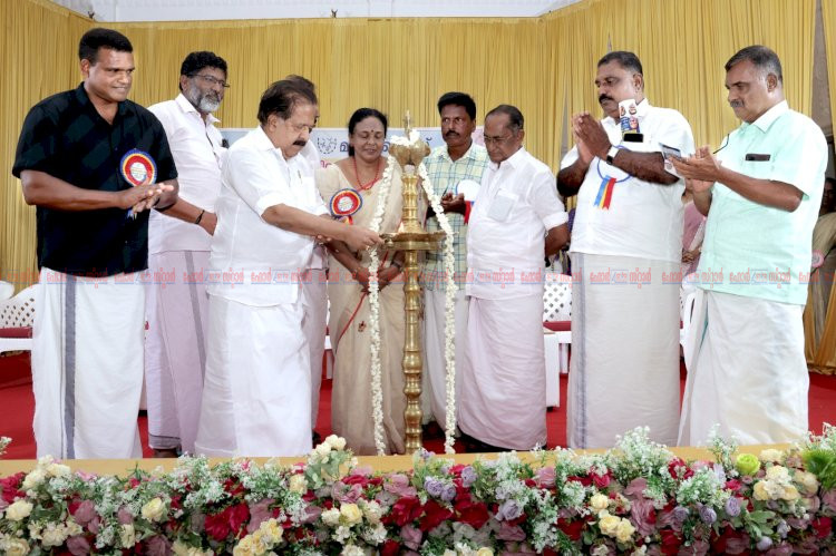 മത്സ്യത്തൊഴിലാളികൾ കേരളത്തിൻ്റെ അഭിമാനം രമേശ് ചെന്നിത്തല