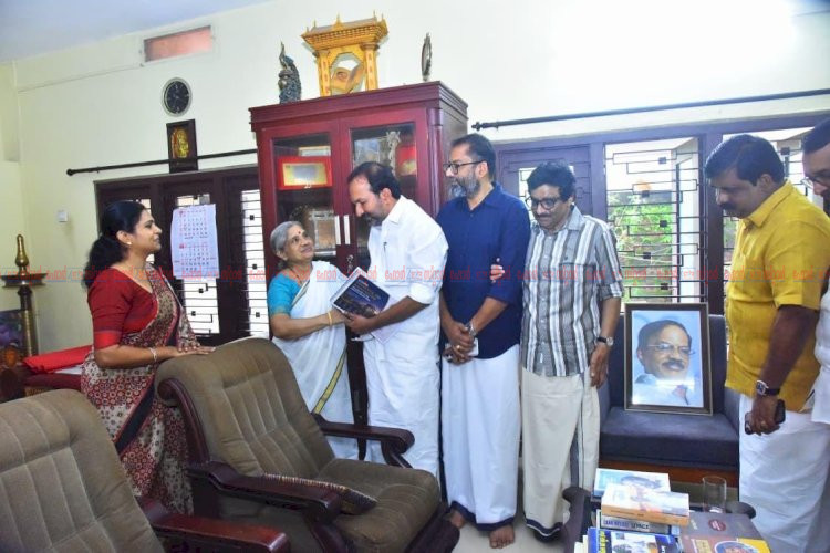 എം.ടി വാസുദേവന്‍ നായരുടെ പേരില്‍ ഒരുങ്ങുന്നത് രാജ്യത്തെ ഏറ്റവും വിശാലമായ സാംസ്‌കാരിക പാര്‍ക്ക് മന്ത്രി പി.സി വിഷ്ണുനാഥ്
