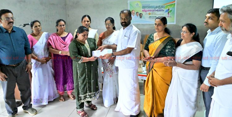വന്യജീവി ആക്രമണം 30 പേർക്ക് സഹായധനം കൊല്ലപ്പെട്ടവരുടെ കുടുംബങ്ങൾക്ക് 5 ലക്ഷം വീതം കൈമാറി