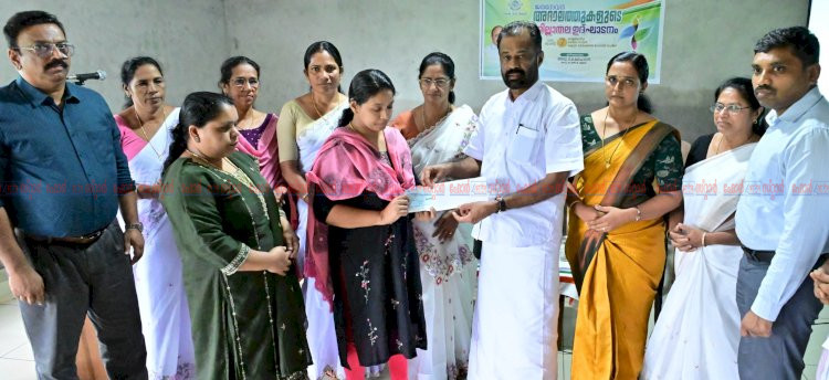 വന്യജീവി ആക്രമണം 30 പേർക്ക് സഹായധനം കൊല്ലപ്പെട്ടവരുടെ കുടുംബങ്ങൾക്ക് 5 ലക്ഷം വീതം കൈമാറി